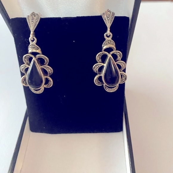 ❤️Sterling Silver Marcasite and Onyx earrings - Picture 2 of 6